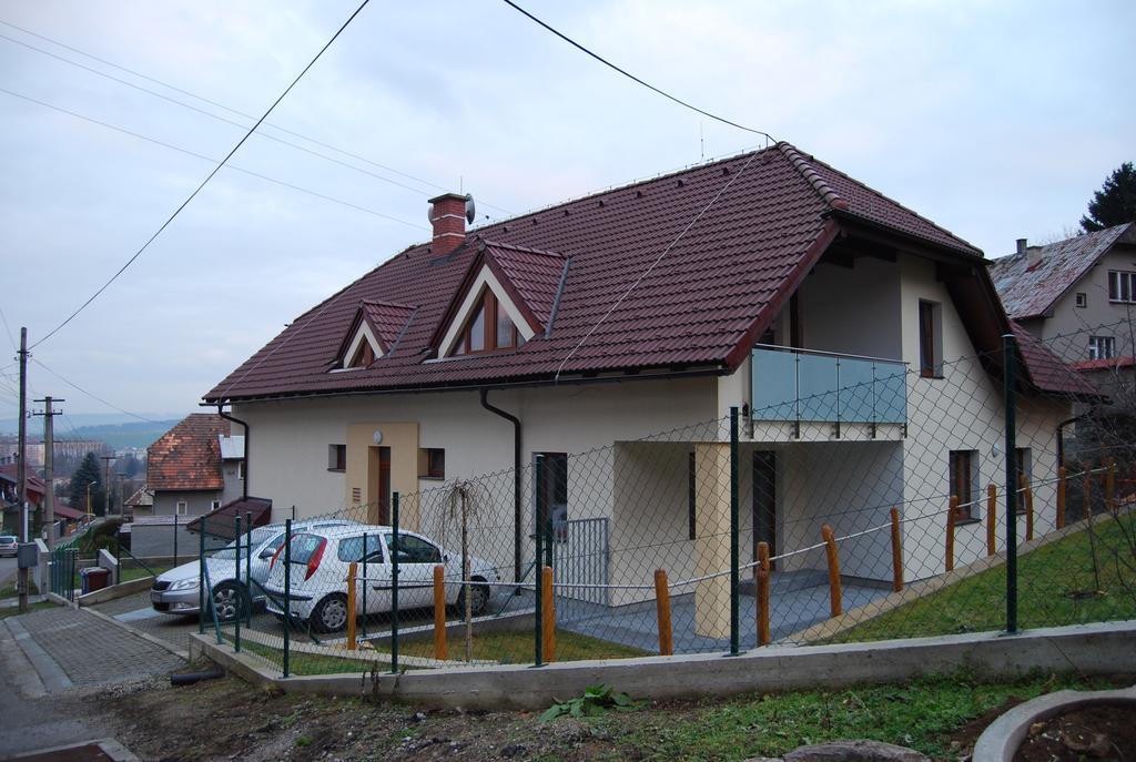 Penzion Emilia Ружомберок Екстер'єр фото